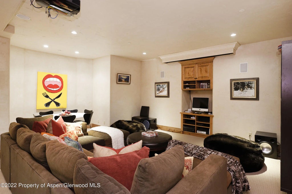 40 of 62 - 171 Cascade Lane, Aspen, CO