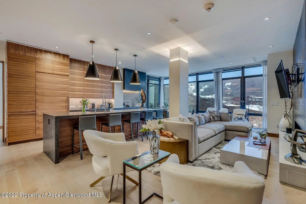 7 of 27 - 45 Wood Road Road 301, Snowmass Village, CO