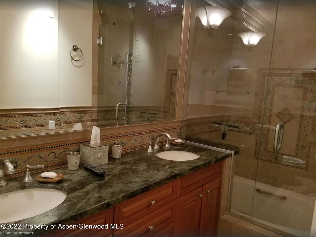 19 of 34 - 630 S Mill Street 4-a, Aspen, CO