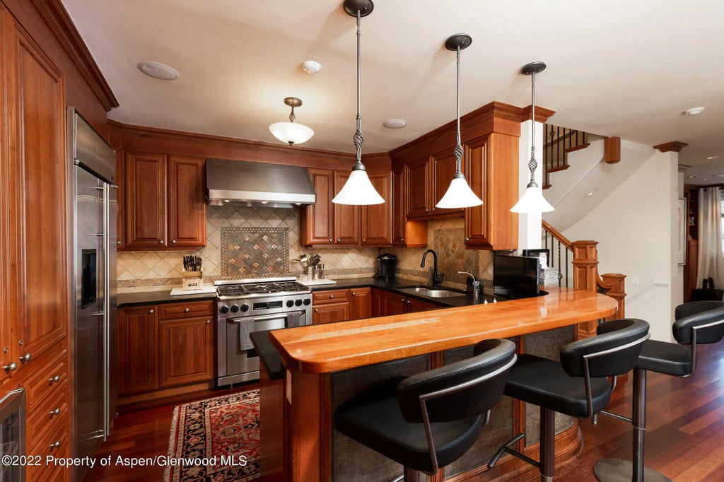 4 of 34 - 630 S Mill Street 4-a, Aspen, CO