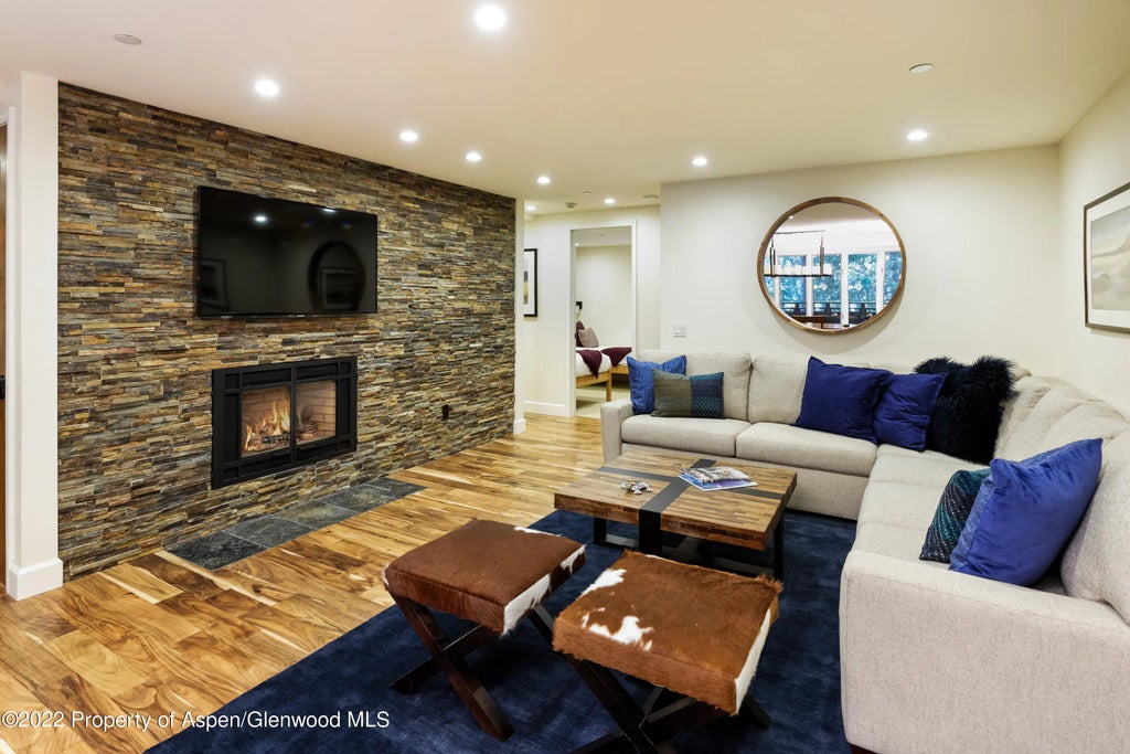 1 of 12 - 611 S West End Street Unit 7, Aspen, CO