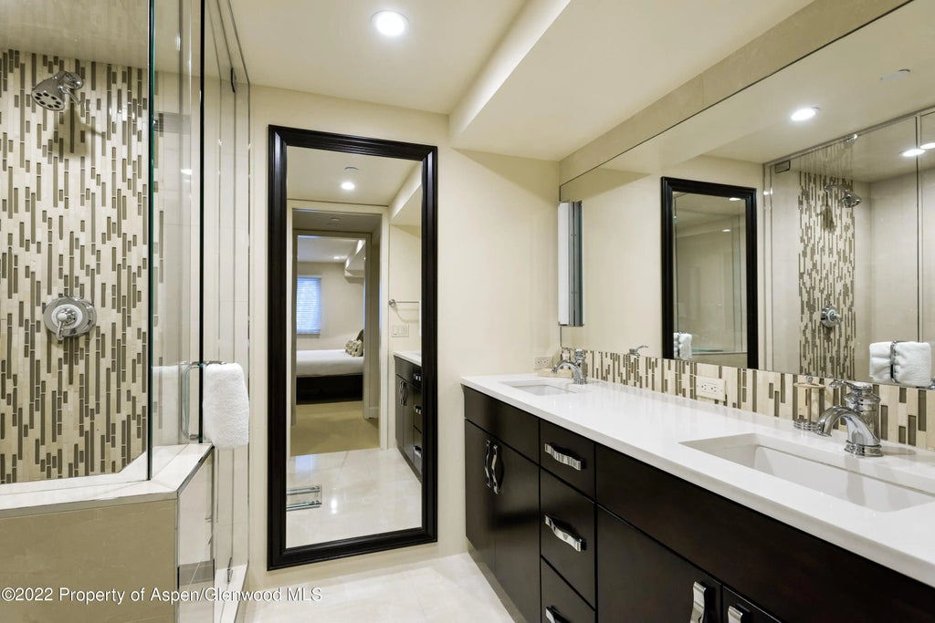 7 of 12 - 611 S West End Street Unit 7, Aspen, CO