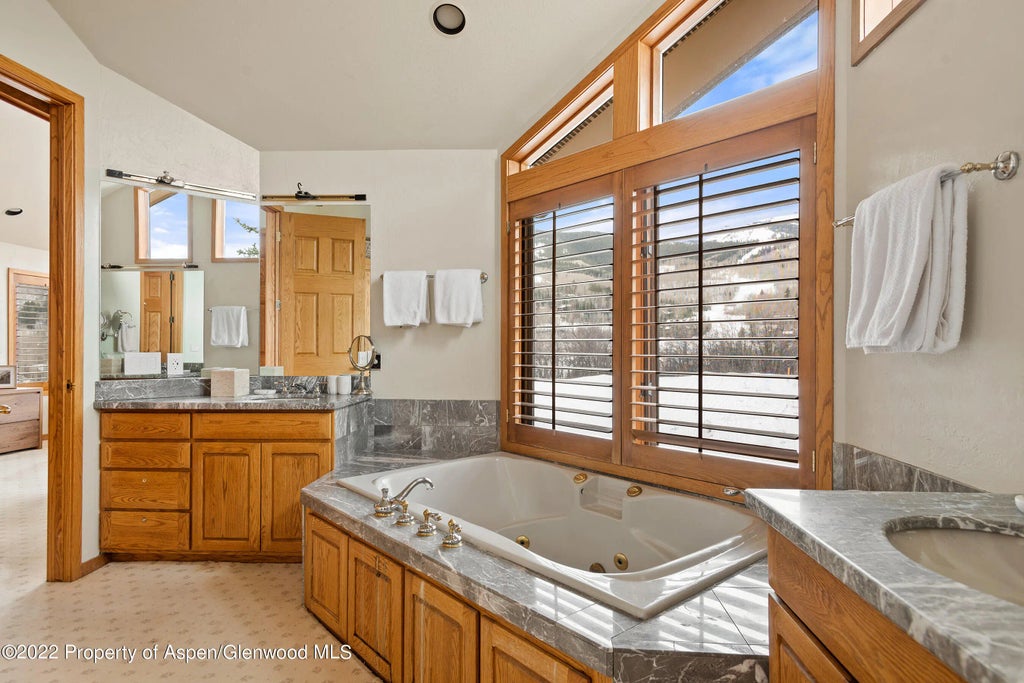 11 of 30 - 124 Fox Lane, Snowmass Village, CO