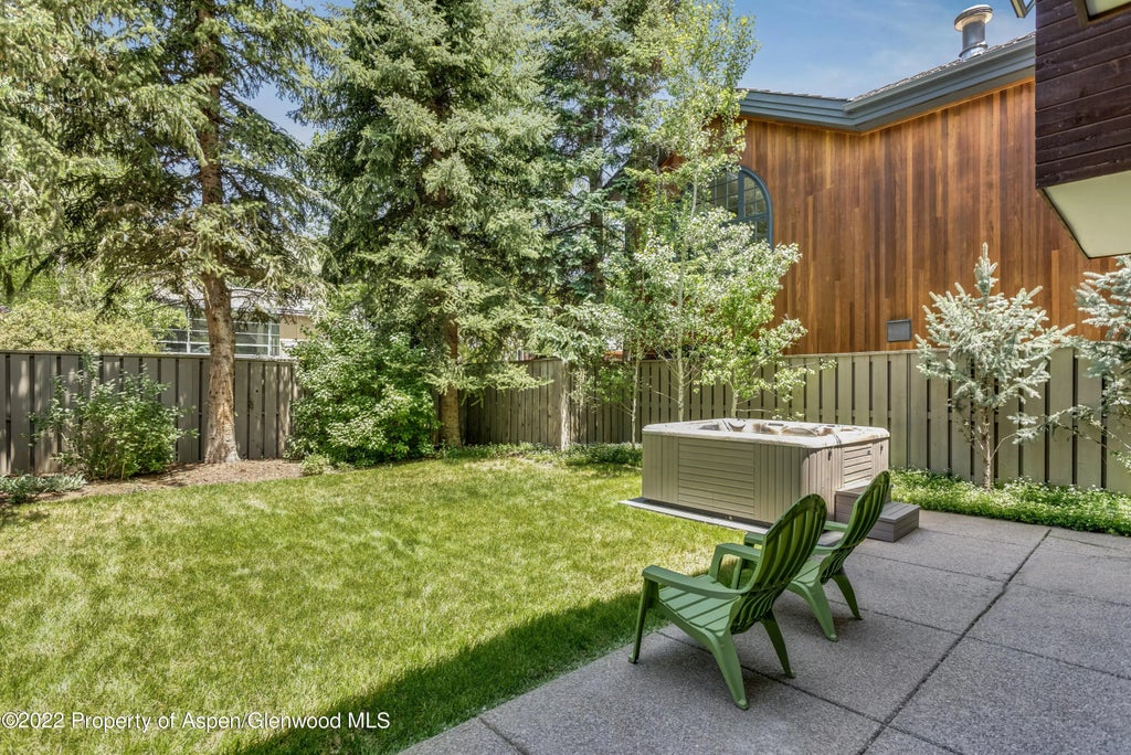 23 of 24 - 624 W Francis Street, Aspen, CO