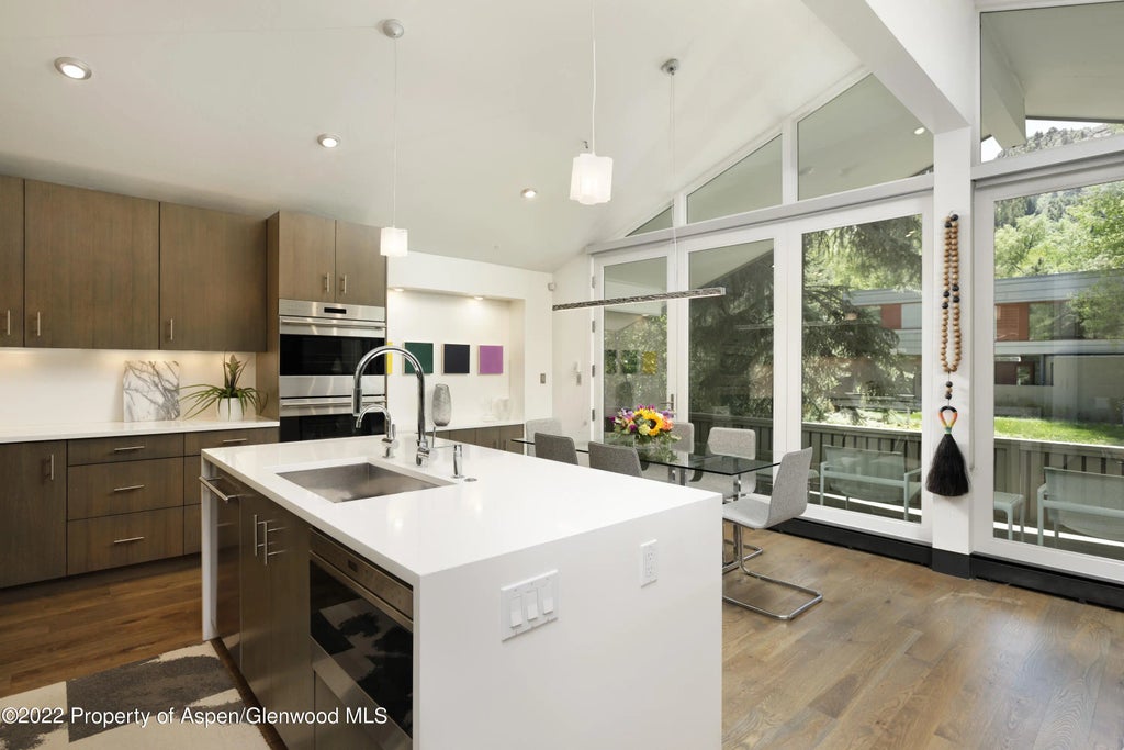 8 of 24 - 624 W Francis Street, Aspen, CO