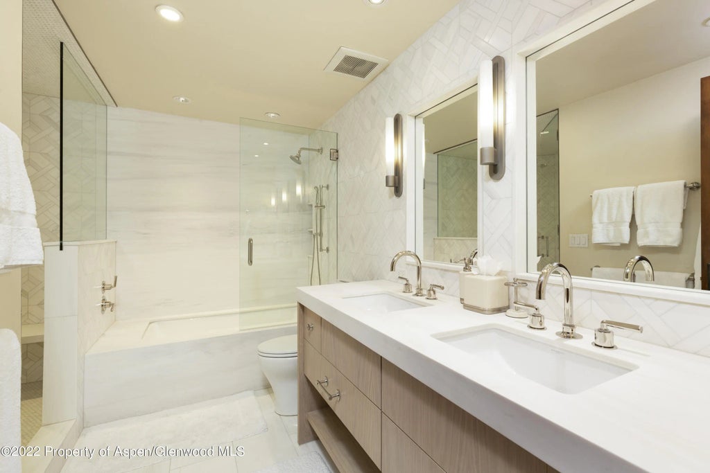 9 of 18 - 704 S Galena Street, Aspen, CO