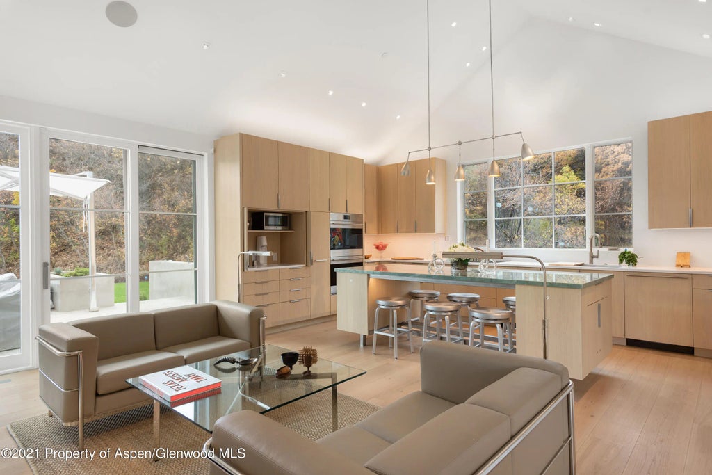 9 of 28 - 365 Branding Lane, Snowmass Village, CO