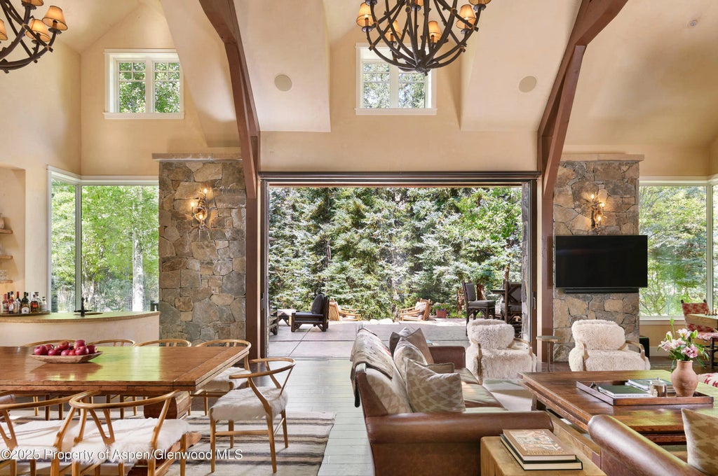 10 of 75 - 1900/1902 Snowmass Creek Road, Snowmass, CO