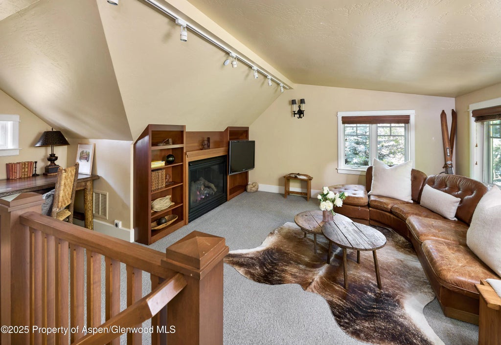 18 of 75 - 1900/1902 Snowmass Creek Road, Snowmass, CO