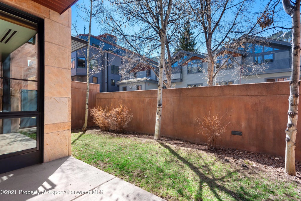 11 of 28 - 233 E Cooper Avenue 104, Aspen, CO