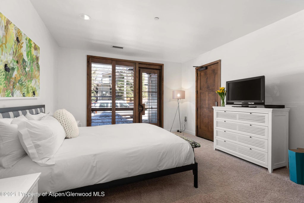 19 of 28 - 233 E Cooper Avenue 104, Aspen, CO