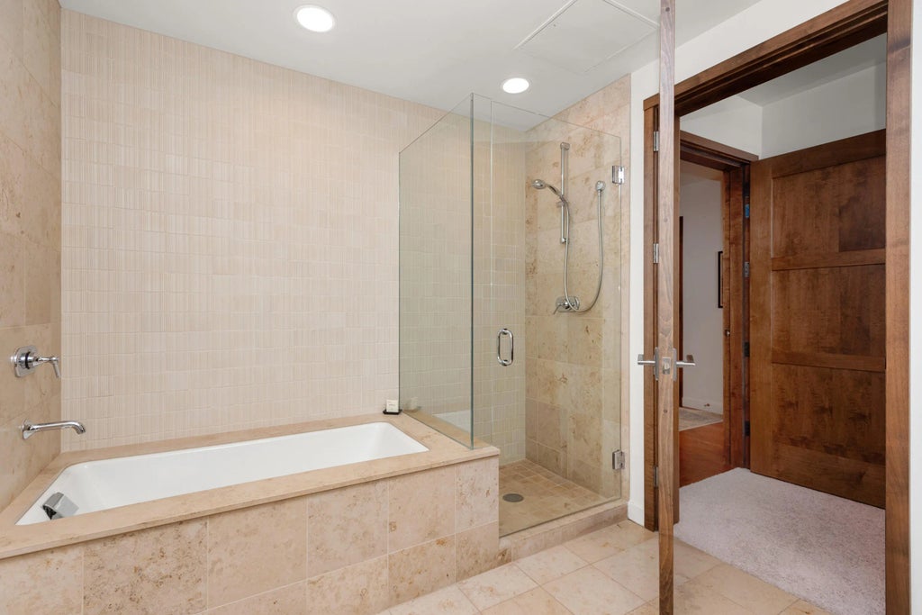 21 of 28 - 233 E Cooper Avenue 104, Aspen, CO