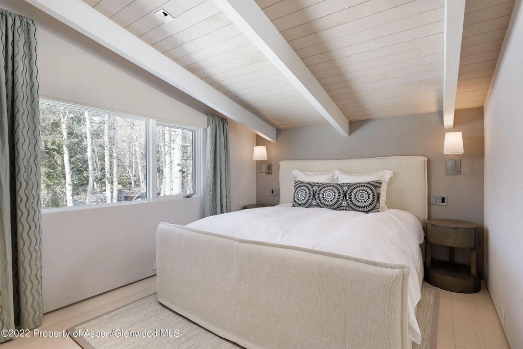 15 of 33 - 1112 Waters Avenue, Aspen, CO