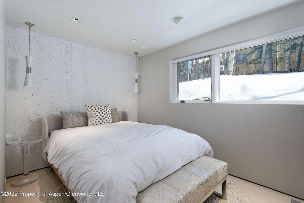 19 of 33 - 1112 Waters Avenue, Aspen, CO
