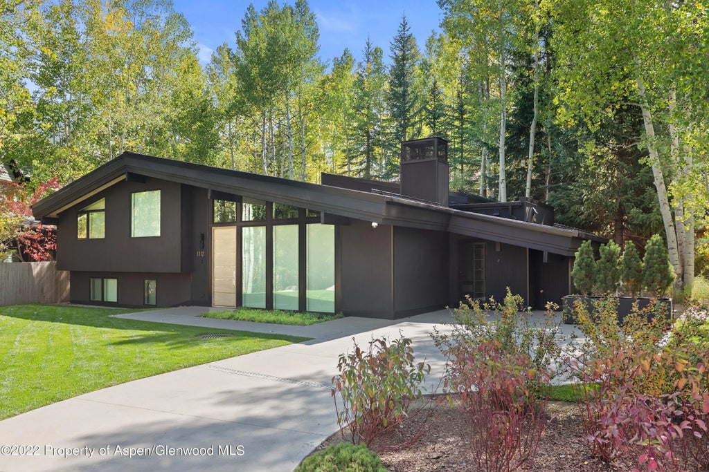 24 of 33 - 1112 Waters Avenue, Aspen, CO