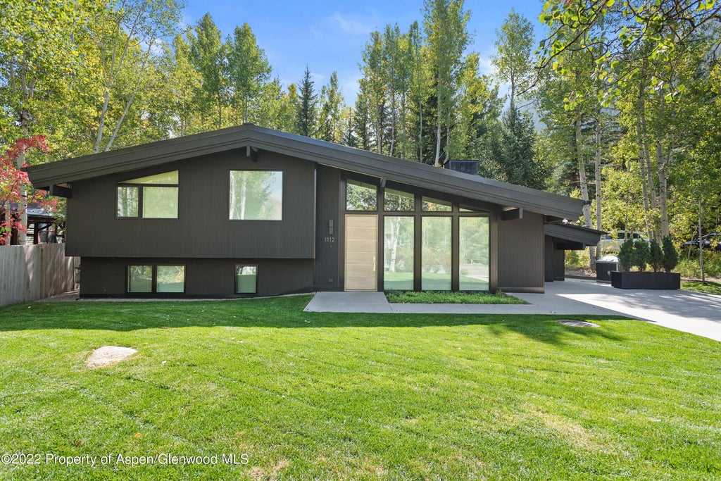 26 of 33 - 1112 Waters Avenue, Aspen, CO