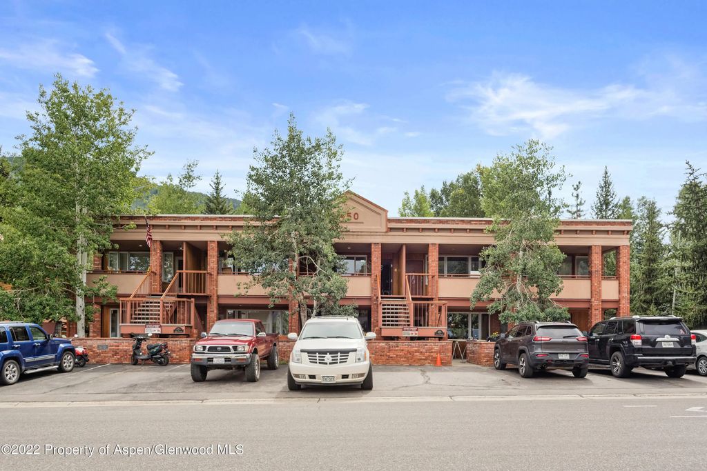19 of 20 - 450 S Original Street 8, Aspen, CO