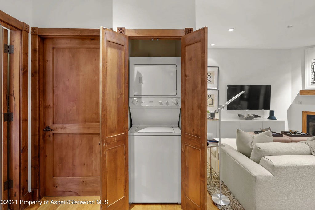 11 of 16 - 507 W Main Street C101, Aspen, CO