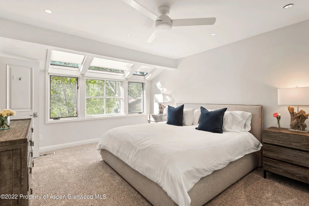 11 of 22 - 100 N 8th Street 23, Aspen, CO