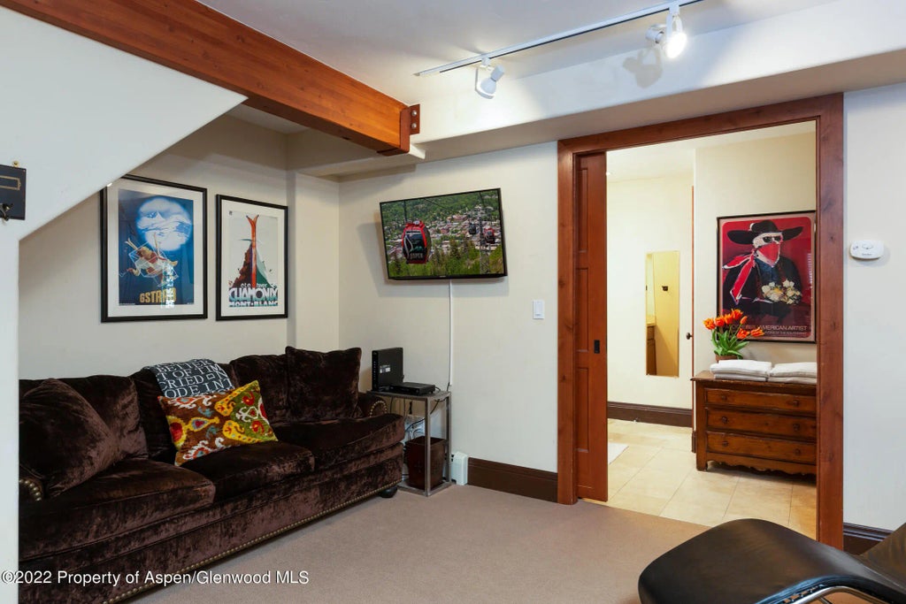 11 of 13 - 107 Aspen Mountain Road 5, Aspen, CO