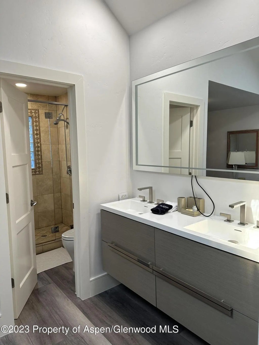 8 of 13 - 107 Aspen Mountain Road 5, Aspen, CO