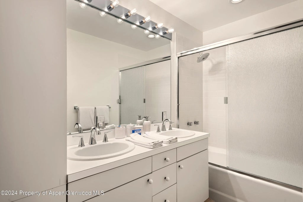 33 of 50 - 126 Edgewood Lane, Snowmass Village, CO