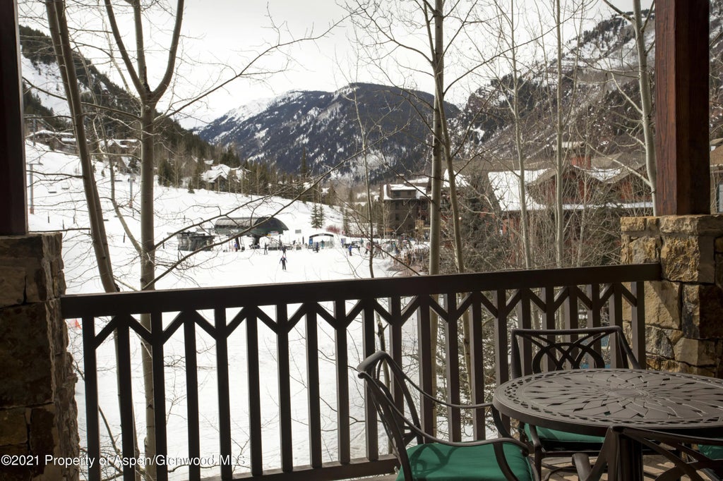 23 of 28 - 0197 Prospector Road Unit 2304 Weeks 23,25,27, Aspen, CO