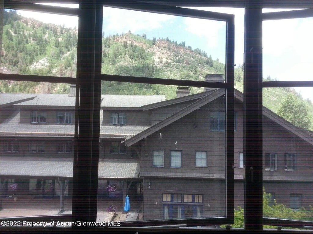 26 of 28 - 0197 Prospector Road Unit 2304 Weeks 23,25,27, Aspen, CO