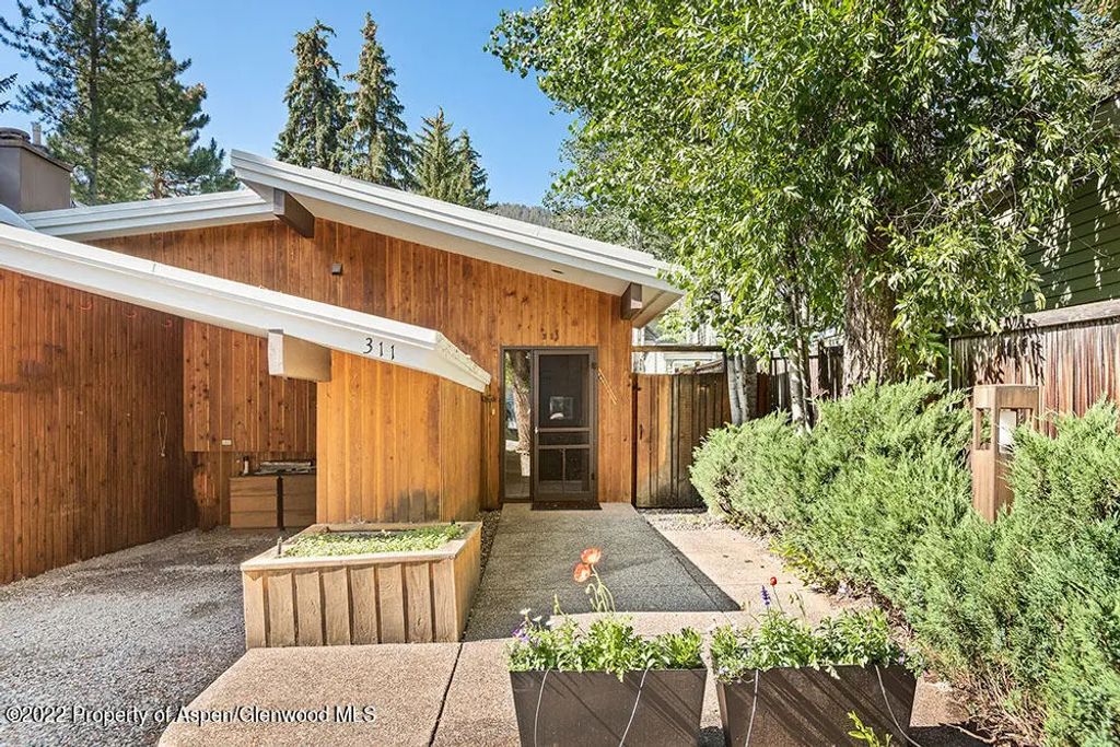 37 of 39 - 311 W North Street Unit A, Aspen, CO