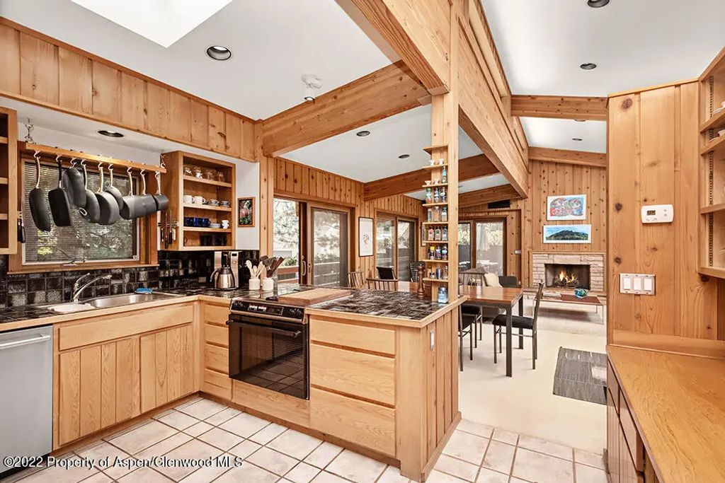 9 of 39 - 311 W North Street Unit A, Aspen, CO
