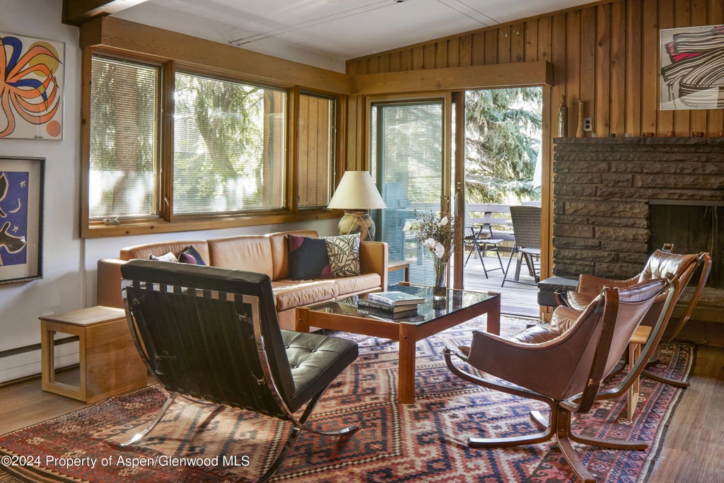 1 of 19 - 309 W North Street Unit B, Aspen, CO