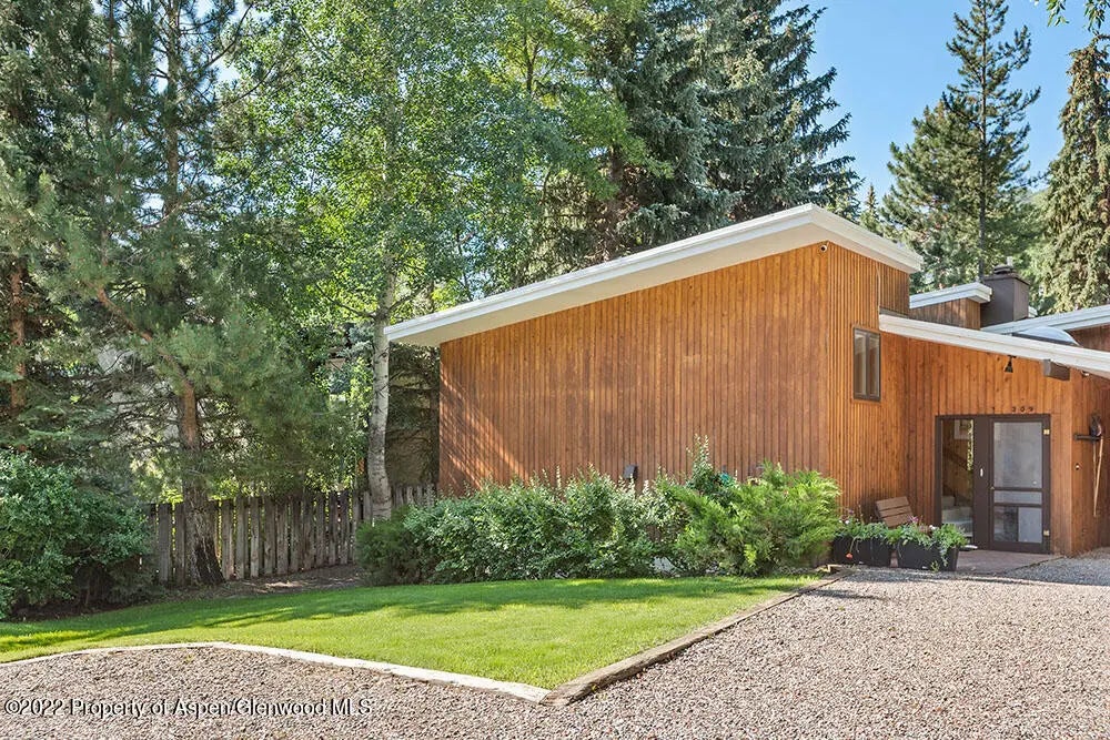 19 of 19 - 309 W North Street Unit B, Aspen, CO