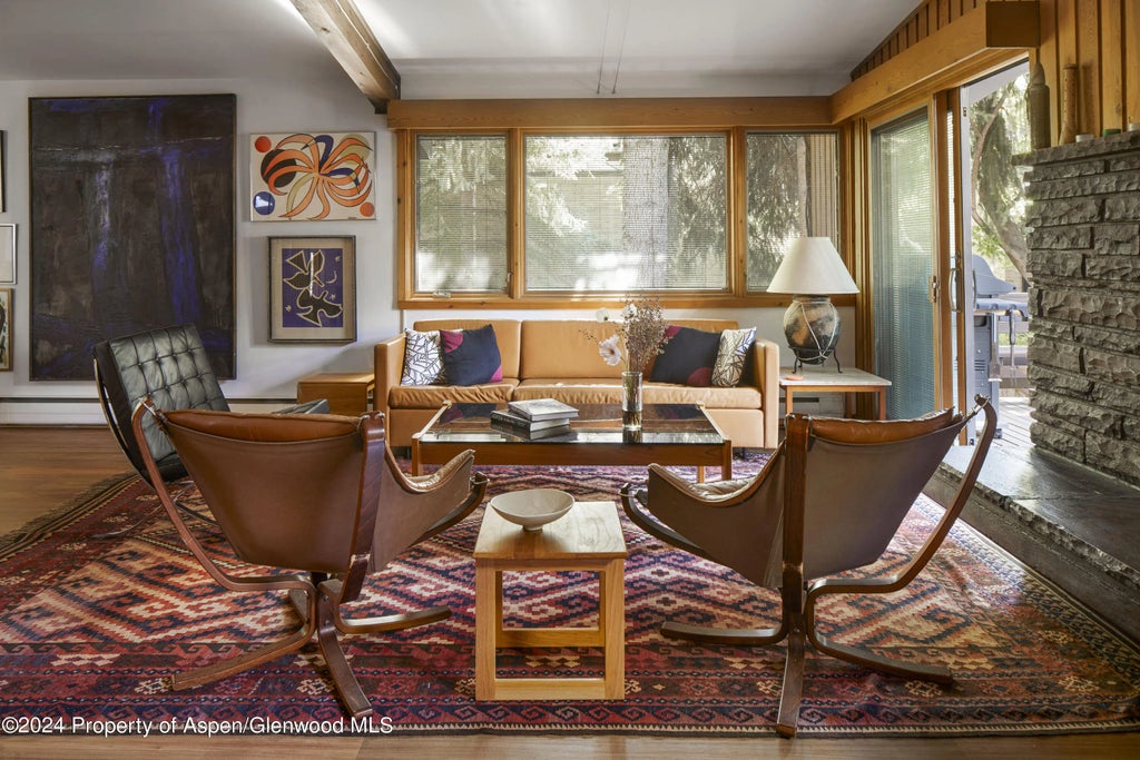 2 of 19 - 309 W North Street Unit B, Aspen, CO