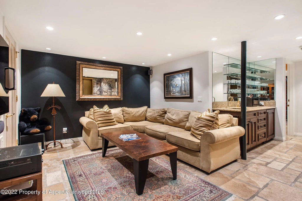 18 of 28 - 237 Gilbert Street, Aspen, CO