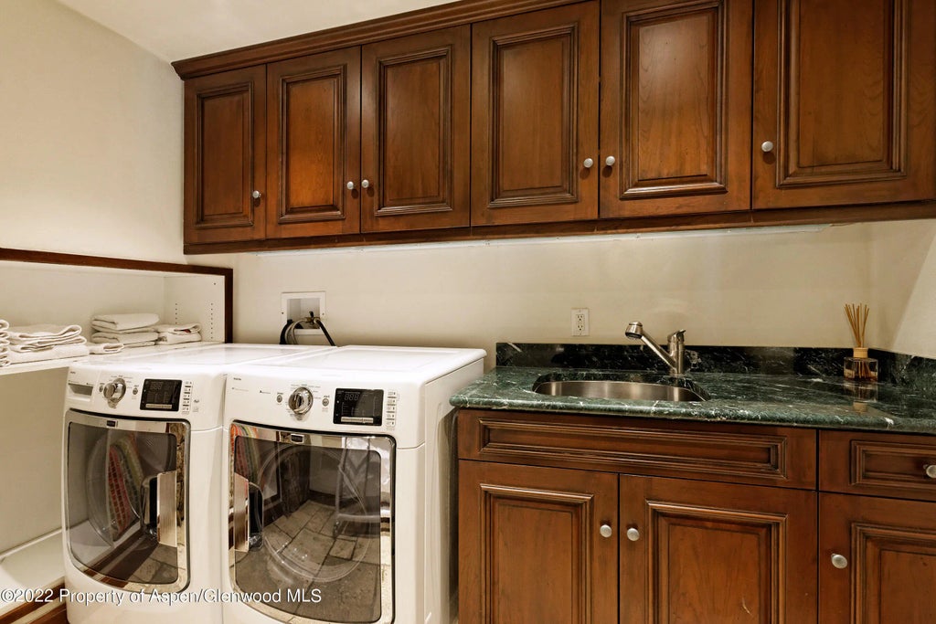 21 of 28 - 237 Gilbert Street, Aspen, CO