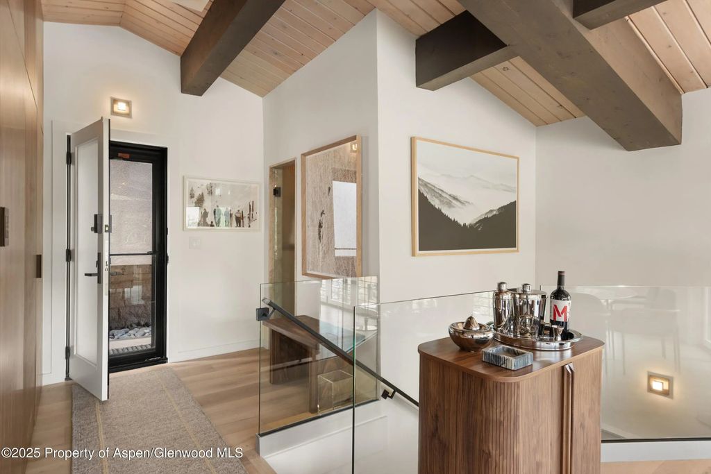 13 of 25 - 809 S Aspen Street 2, Aspen, CO