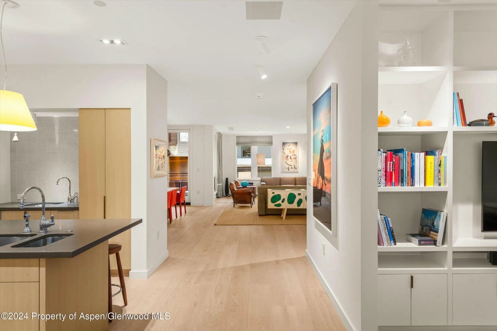 15 of 45 - 233 E Cooper Avenue 207, Aspen, CO