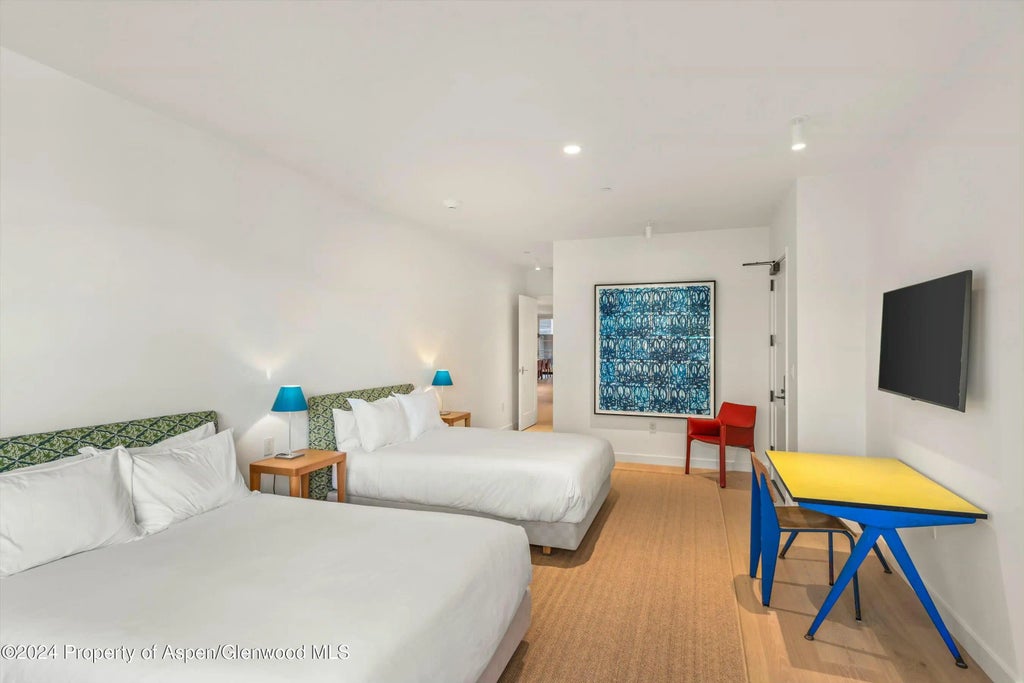 31 of 45 - 233 E Cooper Avenue 207, Aspen, CO