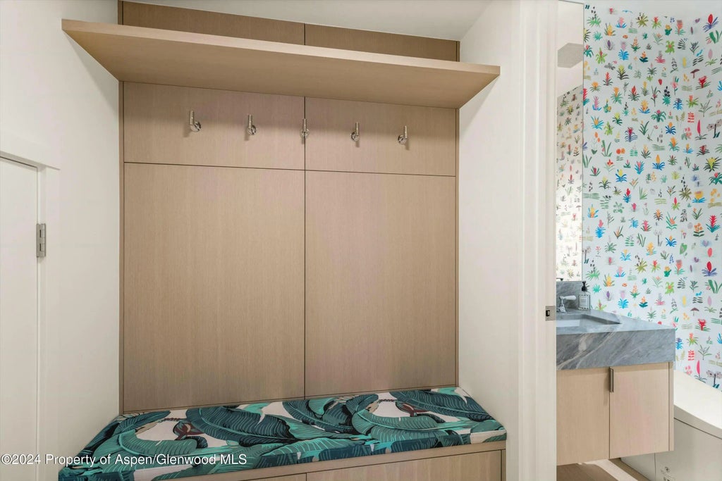 34 of 45 - 233 E Cooper Avenue 207, Aspen, CO