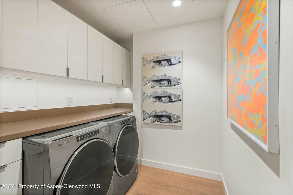 36 of 45 - 233 E Cooper Avenue 207, Aspen, CO