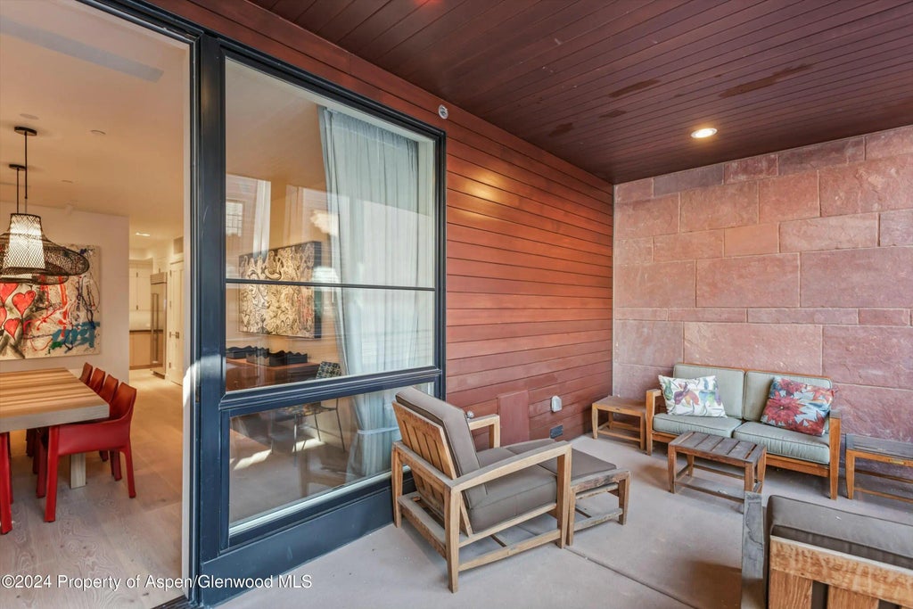 39 of 45 - 233 E Cooper Avenue 207, Aspen, CO