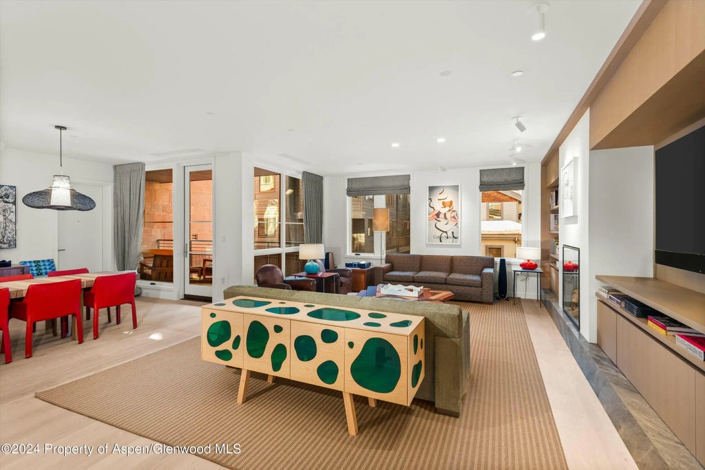 8 of 45 - 233 E Cooper Avenue 207, Aspen, CO