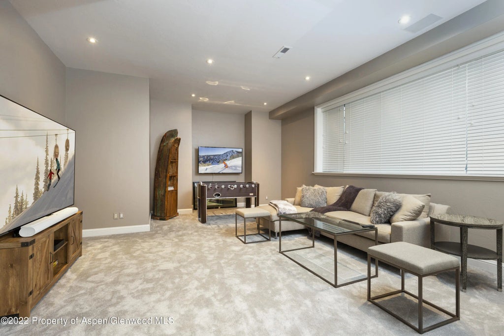 13 of 14 - 922 E Cooper Avenue, Aspen, CO