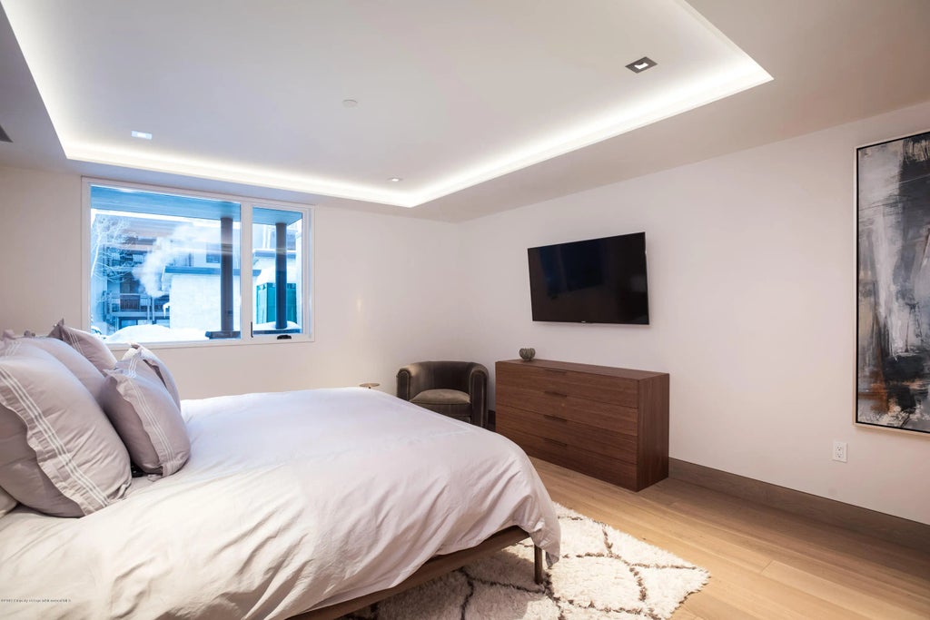 24 of 50 - 126 Juan Street, Aspen, CO