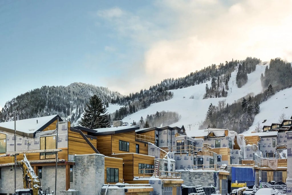 39 of 50 - 126 Juan Street, Aspen, CO