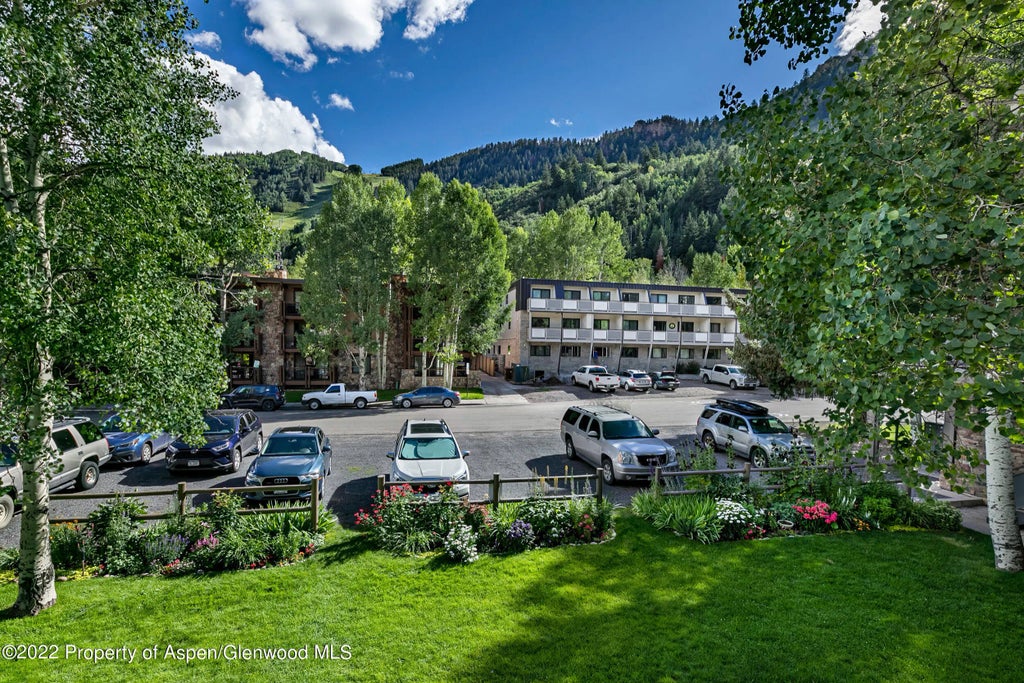 13 of 13 - 124 E Durant Avenue #4, Aspen, CO
