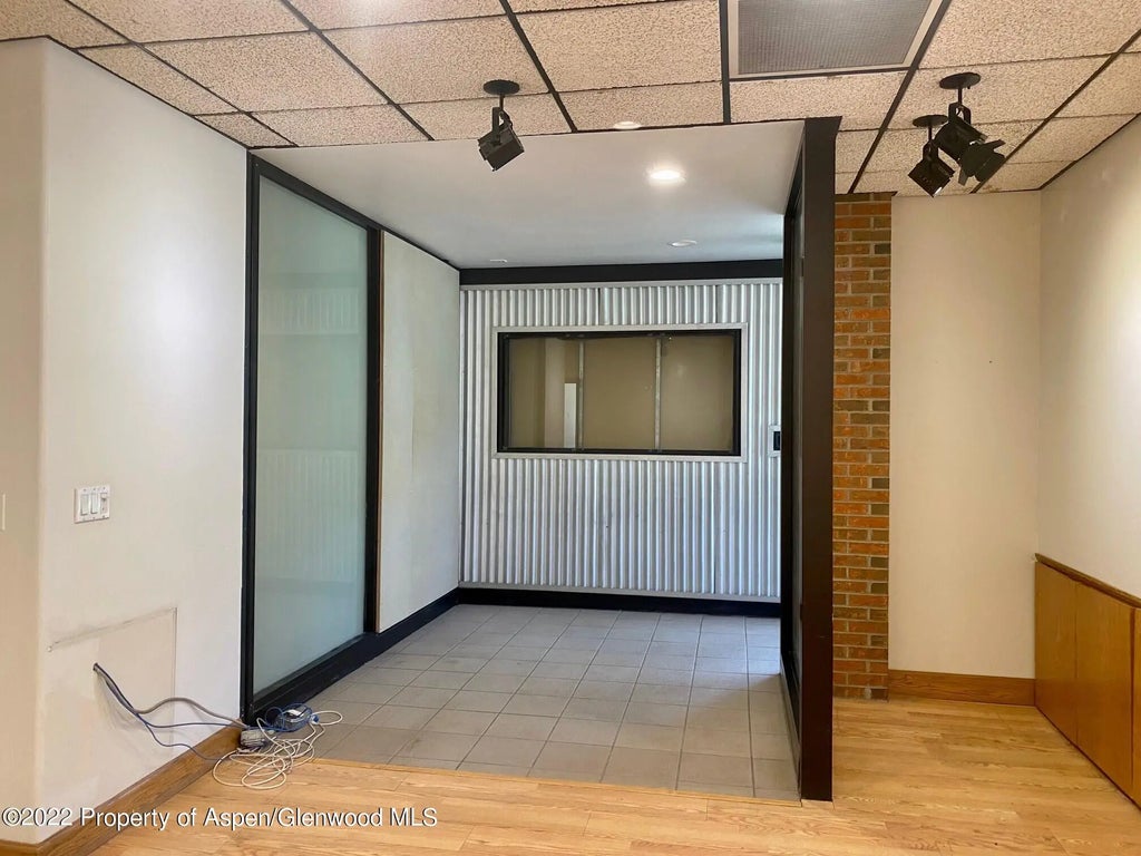 8 of 16 - 225 N Mill Street 117, Aspen, CO