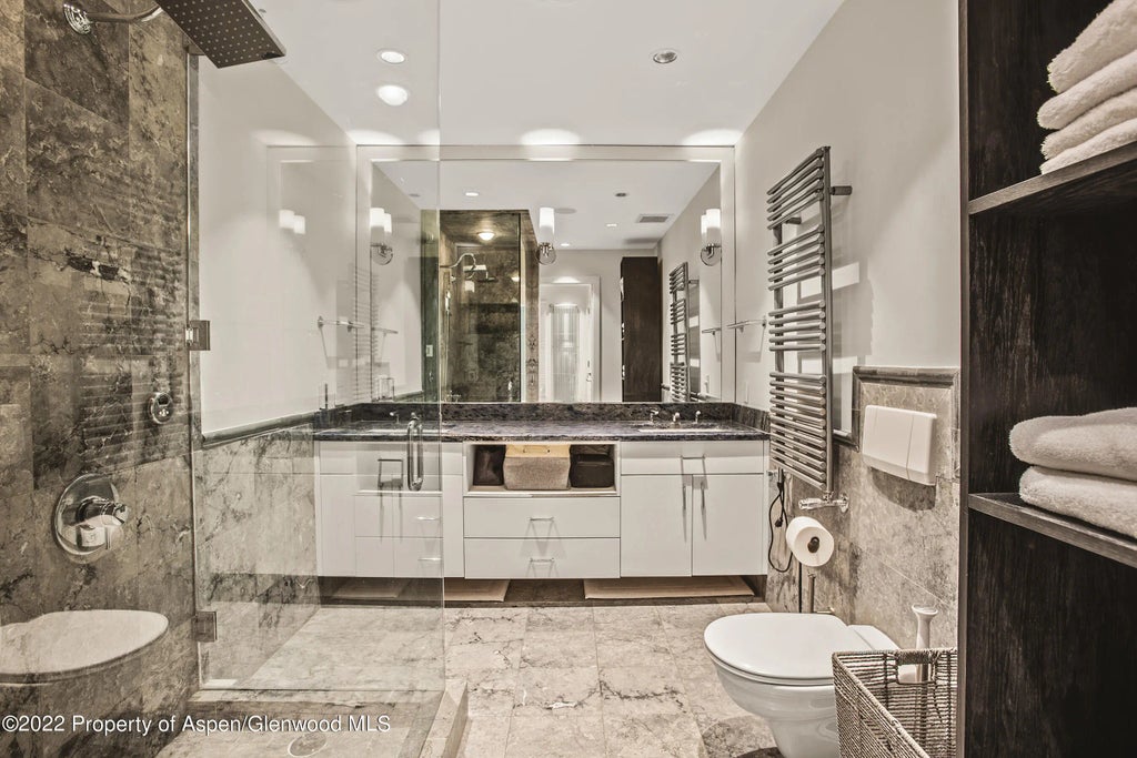 15 of 24 - 424 Park Circle Th3, Aspen, CO