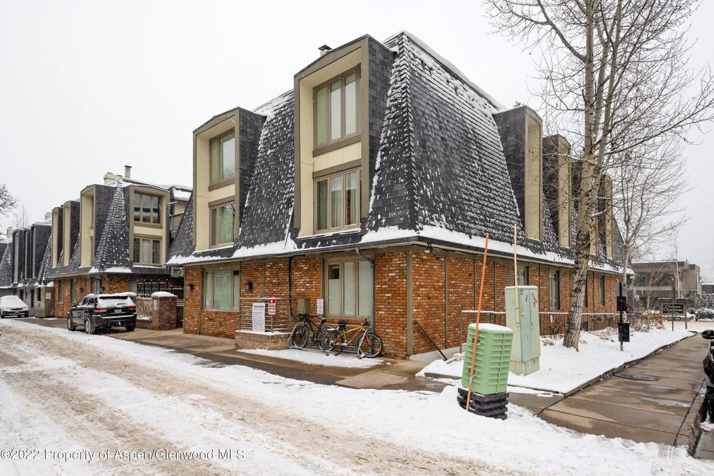 13 of 15 - 731 E Durant Avenue Unit 13, Aspen, CO