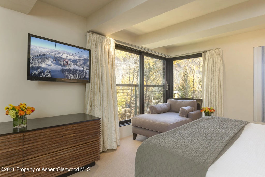 16 of 23 - 1034 E Cooper Avenue 26, Aspen, CO